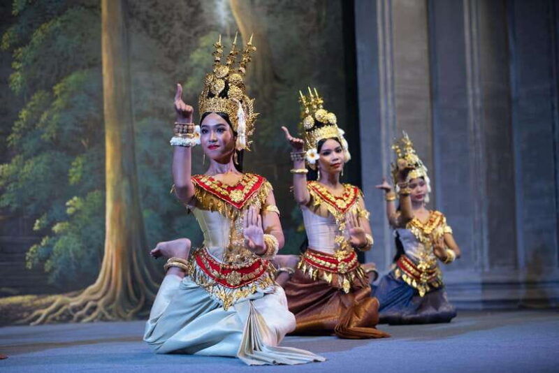 siem-reap-apsara-show-including-dinner-hotel-pickup