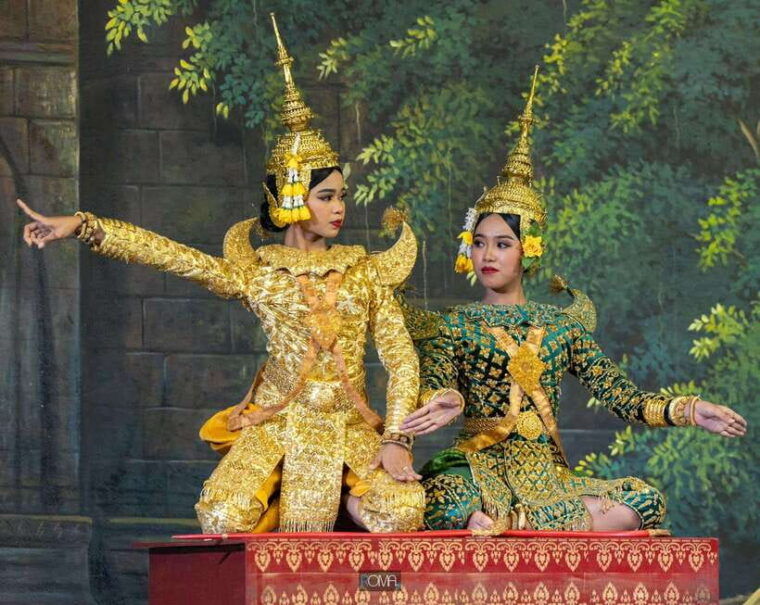 siem-reap-apsara-show-including-dinner-hotel-pickup