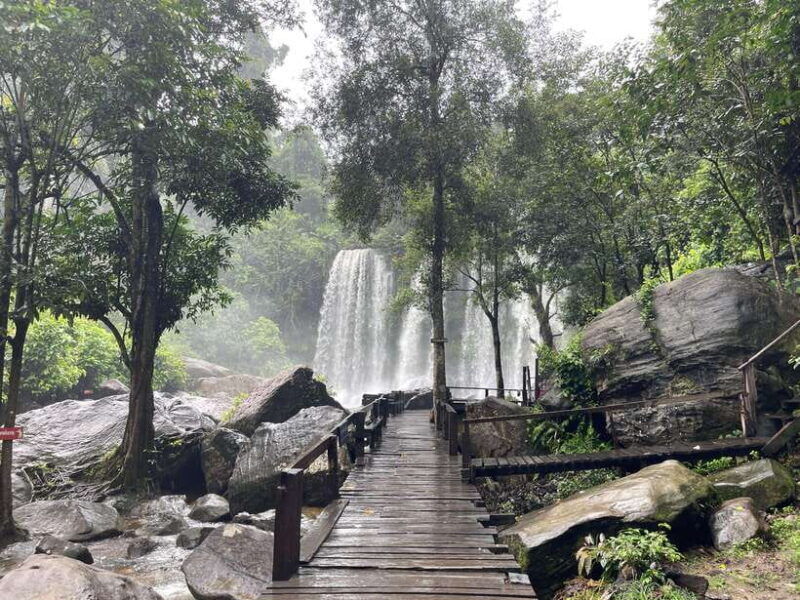 siem-reap-beng-mealea-banteay-srei-kulen-waterfall-trip