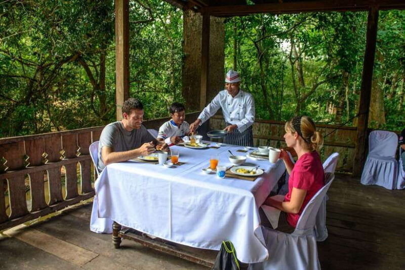 siem-reap-bike-the-angkor-temples-guided-tour-with-lunch