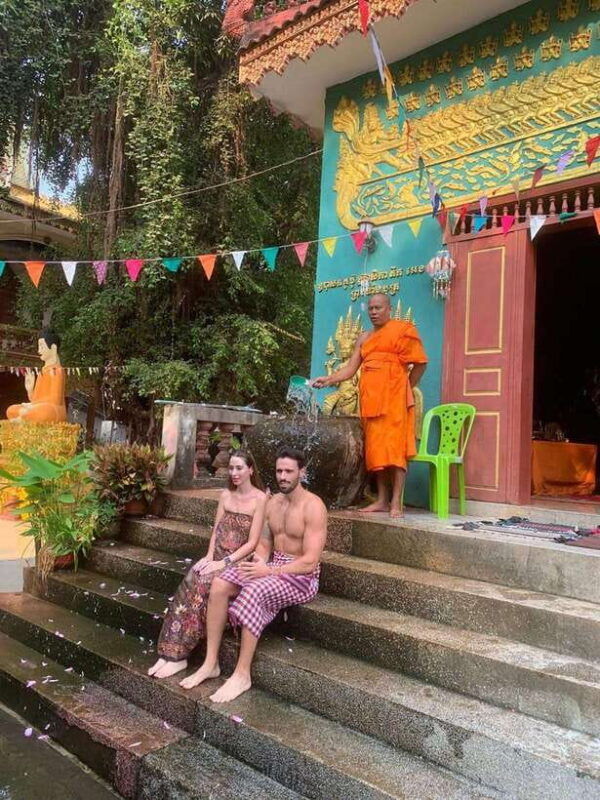 siem-reap-cambodian-buddhist-water-blessing-and-local-market