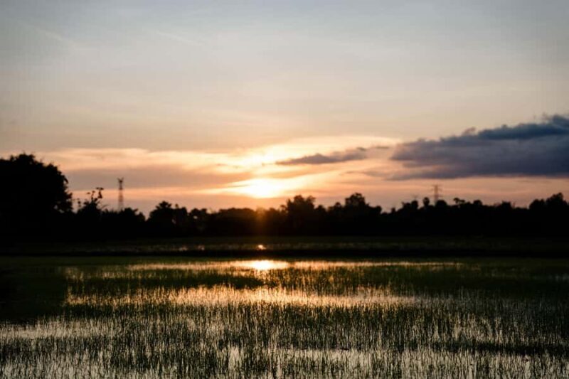 Siem Reap: Countryside Golden Hour Sunset Tour by Tuktuk - Key Points
