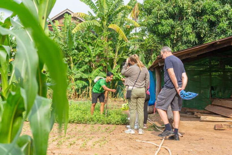siem-reap-countryside-sunset-bike-ride
