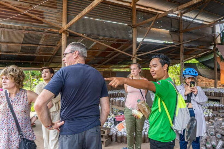 siem-reap-countryside-sunset-bike-ride