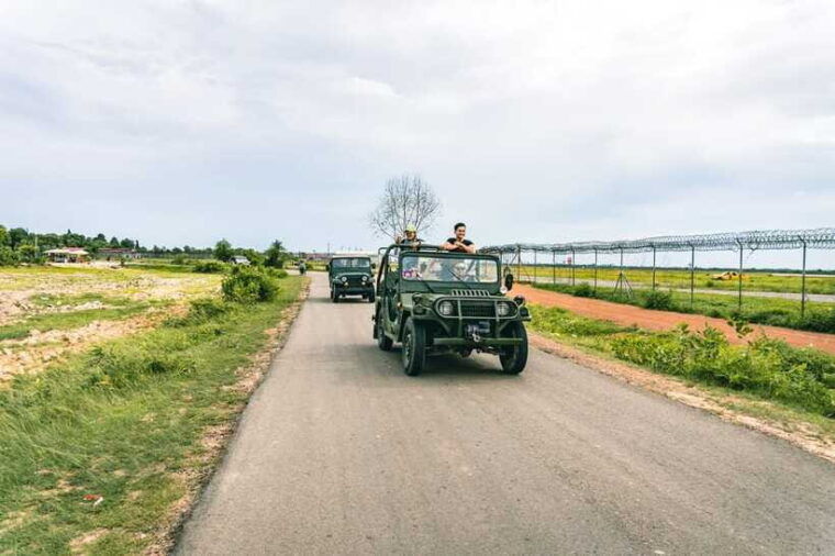 siem-reap-countryside-sunset-jeep-tour-with-drinks