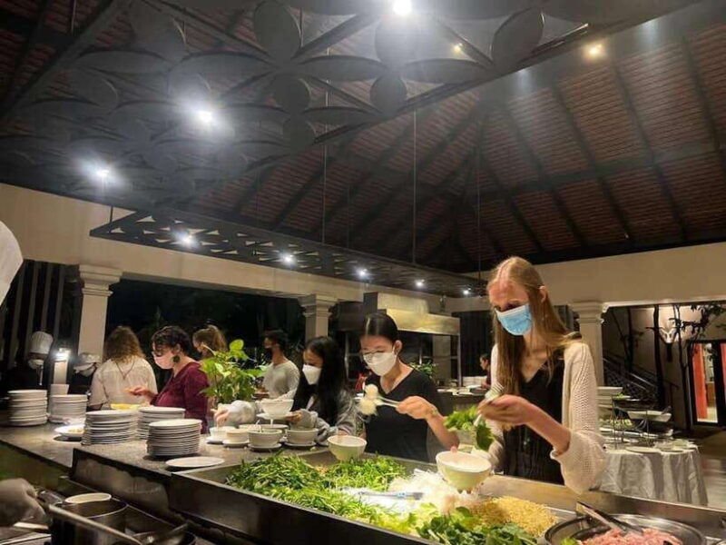 siem-reap-dinner-show-apsara-dance-round-pick-up-included