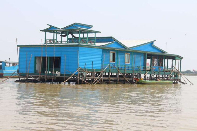 siem-reap-floating-village-tour