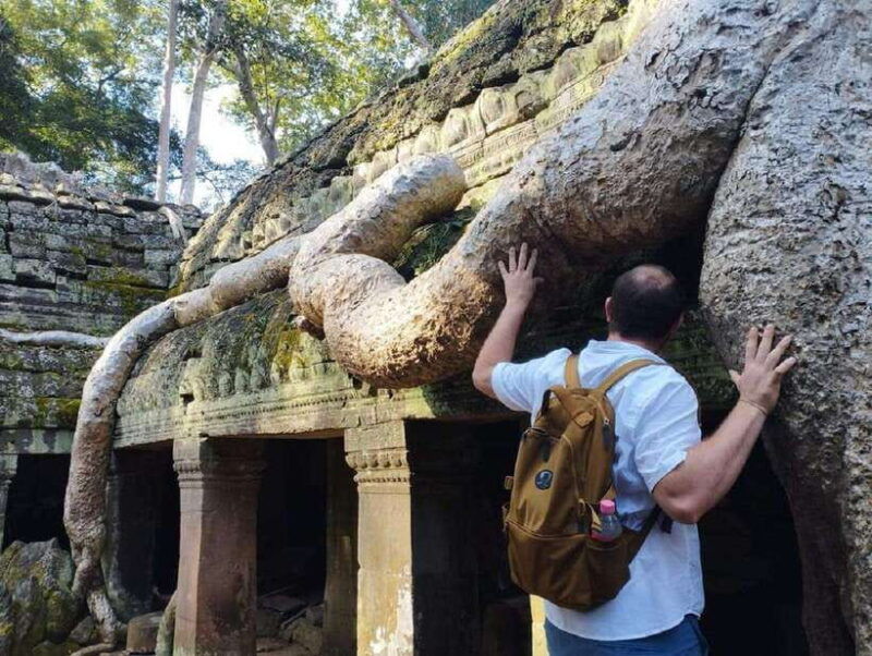 siem-reap-full-day-angkor-wat-temple-tour-with-sunset