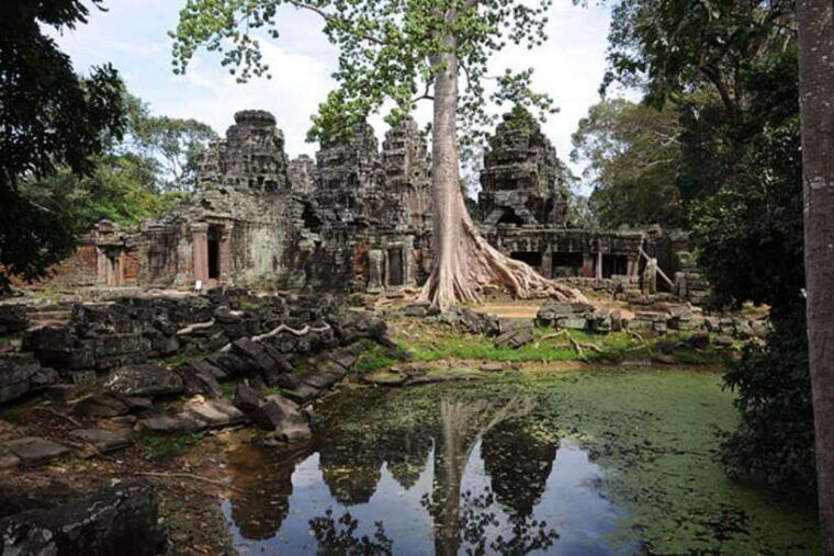 siem-reap-full-day-tuk-tuk-tour-of-angkor-wat-temples