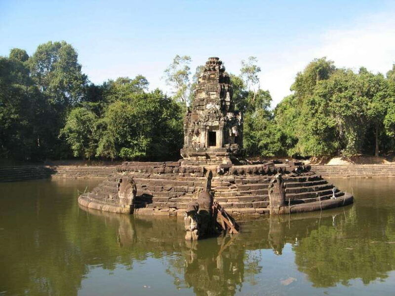 siem-reap-grand-circle-temples-tour-with-private-tuk-tuk