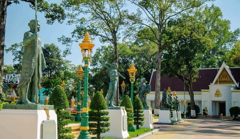 siem-reap-guided-city-tour-by-tuk-tuk