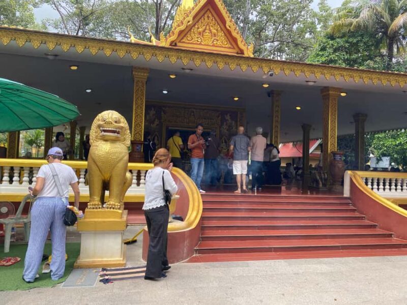 Siem Reap Half-Day: Killing Fields & Hidden Gem Highlights - Who Should Consider This Tour?