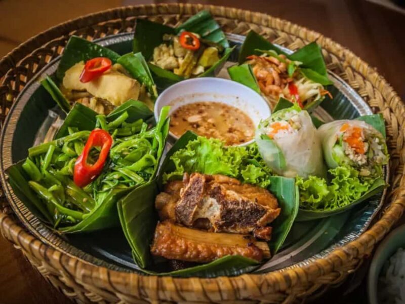 Siem Reap: Hidden Gems Food Tour with Tuk Tuk Ride - Discover Siem Reap’s Hidden Culinary Gems: A Tuk Tuk Food Tour