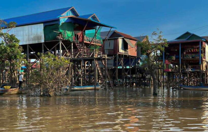 siem-reap-kampong-phluk-floating-village-tour-with-boat