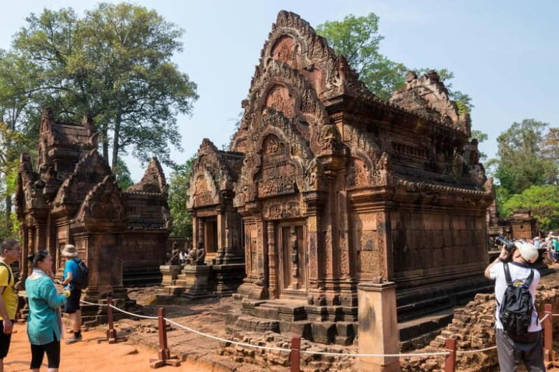 Siem Reap: Kbal Spean and Banteay Srei Temple Tour - Banteay Srei: The Citadel of Women