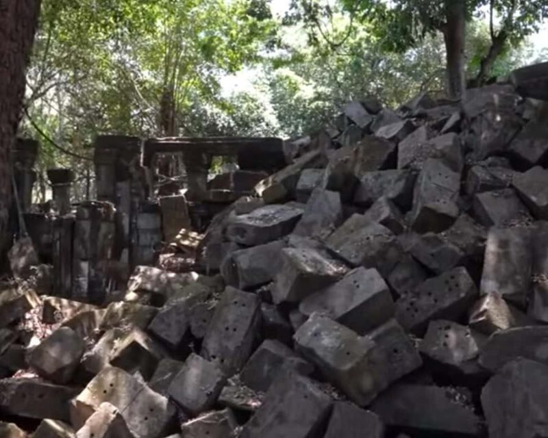 Siem Reap: Kulen Mountain, Beng Mealea, and PnomKrom Sunset - Exploring the Hidden Gems of Siem Reap