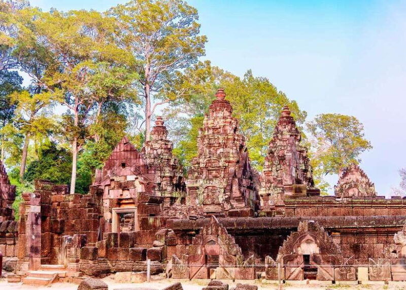 siem-reap-kulen-waterfalls-and-banteay-srei-tour