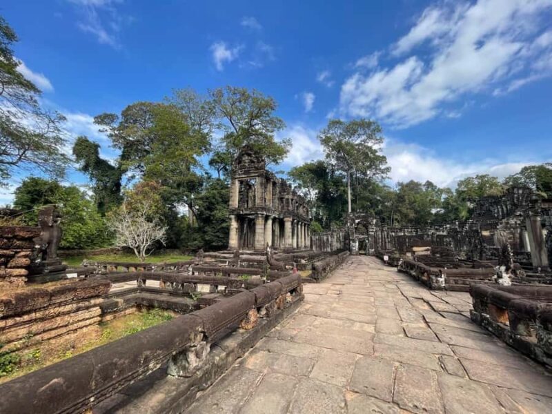 Siem Reap: Lady Temple, Preah Dak Village and Grand Tour - The Charm of Preah Dak Village