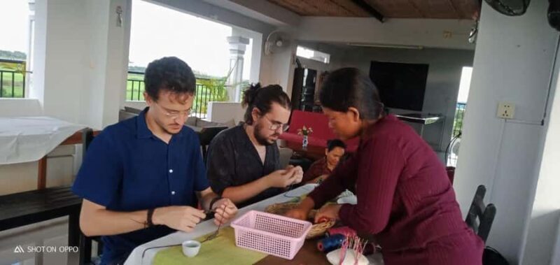 Siem Reap: Lotus Silk Farm - Tour, Lake & Artisan immersion - FAQ