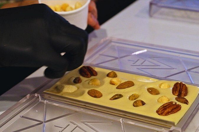 Siem Reap  Make Your Own Cambodian Chocolate Bar - Who Will Love This Tour?