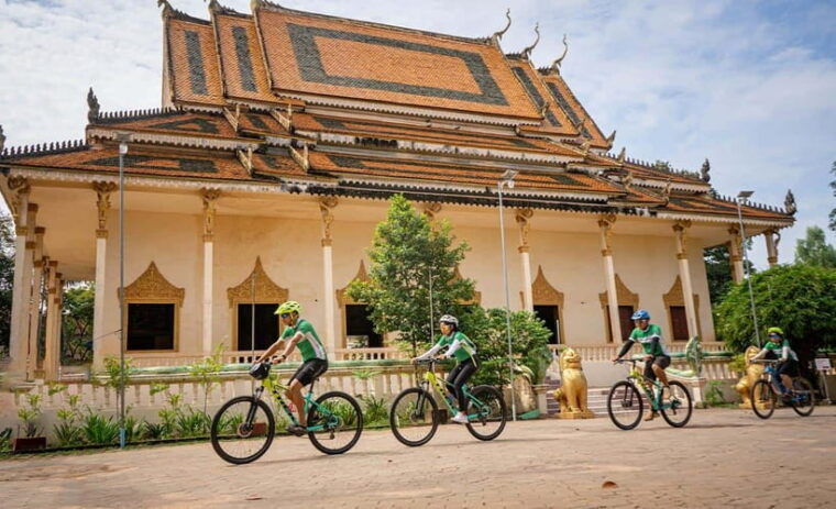 siem-reap-morning-city-bike-tour-with-local-expert