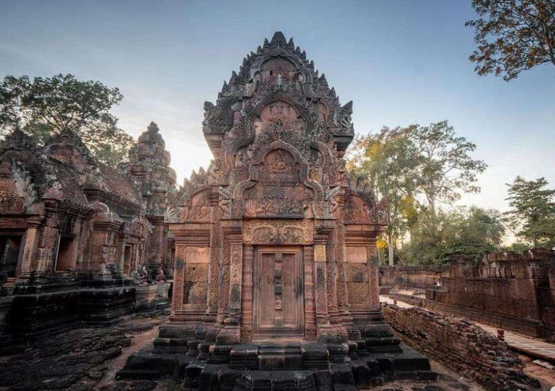 siem-reap-outside-circle-private-car-tour-banteay-srei-etc
