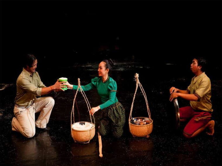 siem-reap-phare-cambodian-circus-with-tuk-tuk-transfers