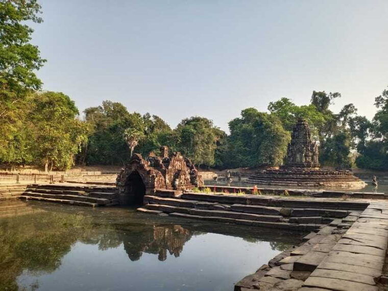 siem-reap-preah-khan-ta-som-and-neak-pean-private-tour
