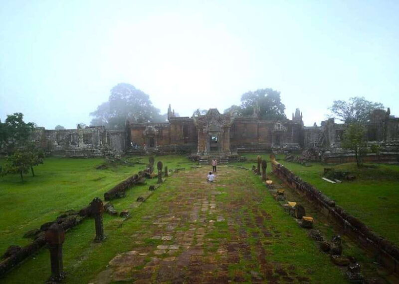 siem-reap-preah-vihear-and-koh-ker-temples-day-tour