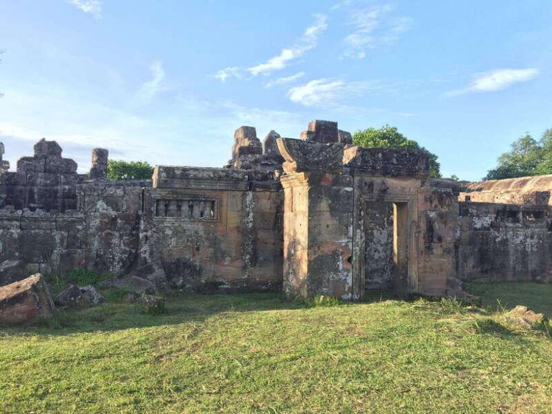siem-reap-preah-vihear-temple-day-trip-with-guide