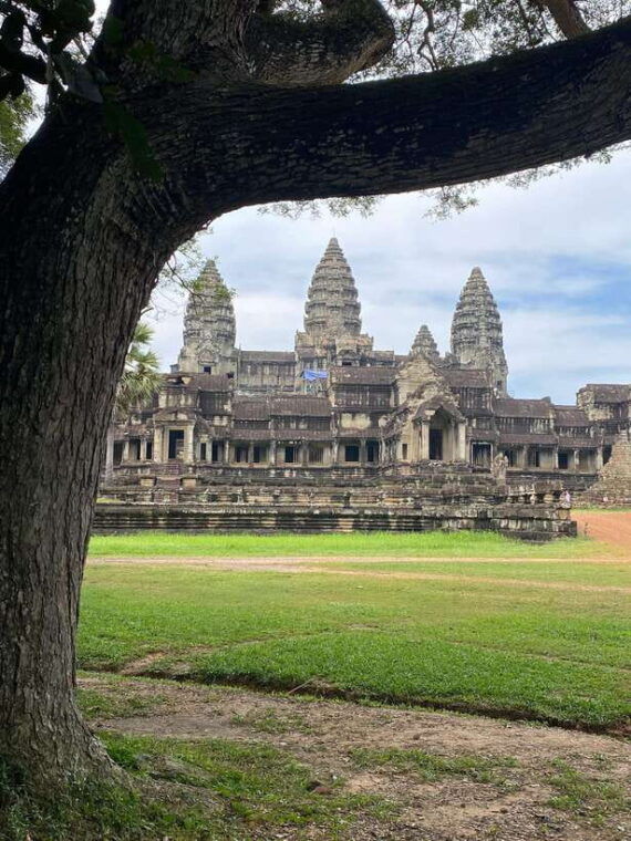 siem-reap-private-angkor-wat-off-the-beaten-track-by-jeep