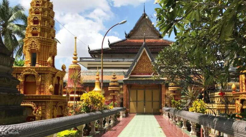siem-reap-private-car-charter-with-english-speaking-driver