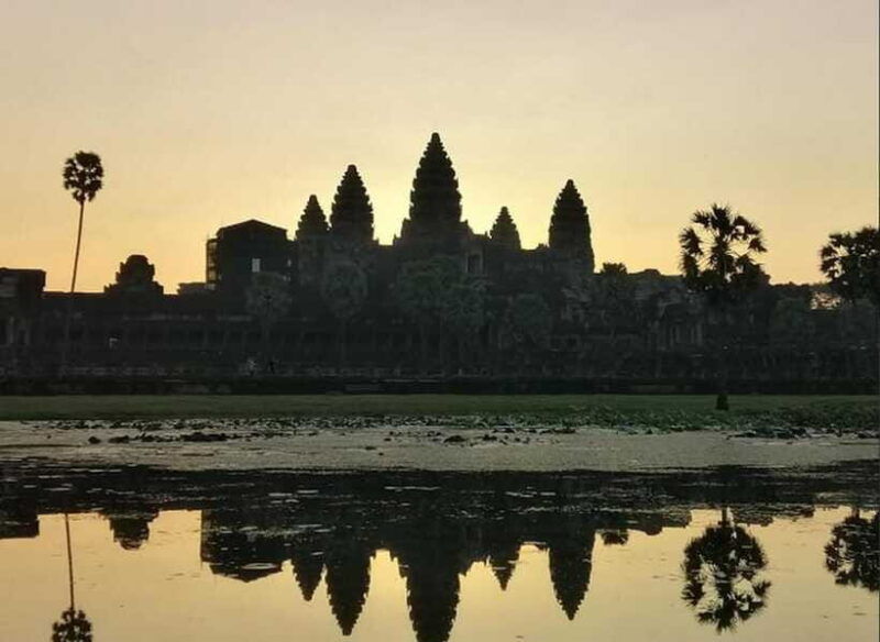 siem-reap-private-car-charter-with-english-speaking-driver