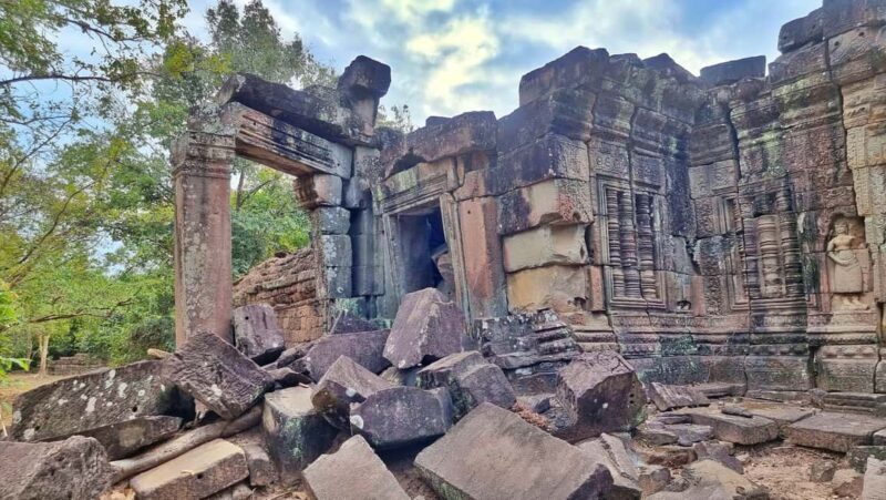 Siem Reap: Private Mystery Temple Countryside Tour By Jeep - Key Points  