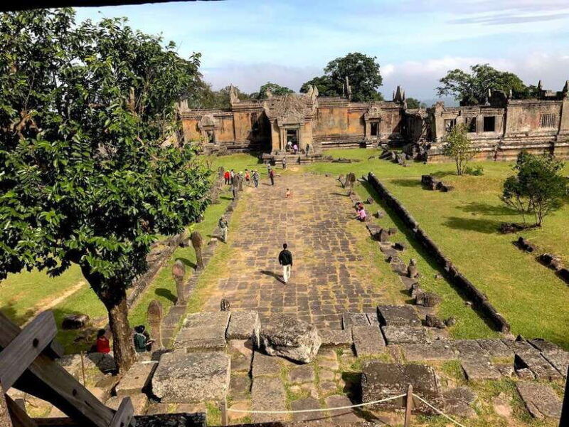 siem-reap-private-preah-vihear-and-koh-ker-temples-tour