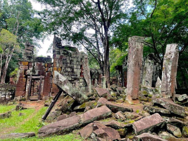siem-reap-private-preah-vihear-and-koh-ker-temples-tour