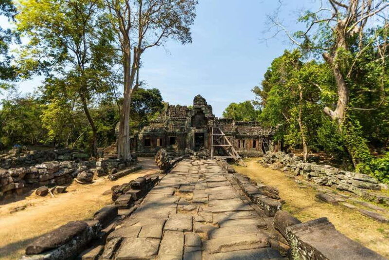 siem-reap-private-taxi-to-angkor-wat-and-small-circuit