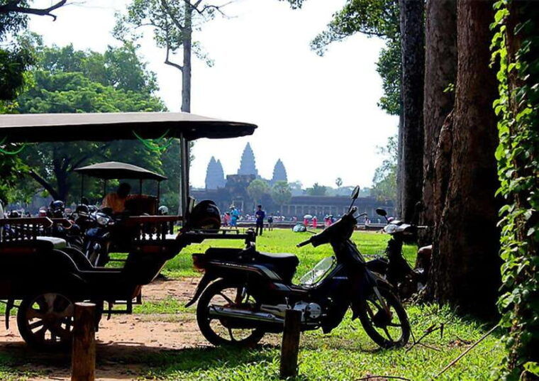 siem-reap-private-tuk-tuk-tour-of-the-magnificent-temples
