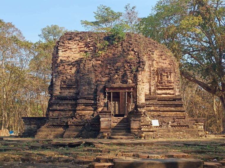 siem-reap-sambor-prei-kuk-and-kompong-khleang-day-tour