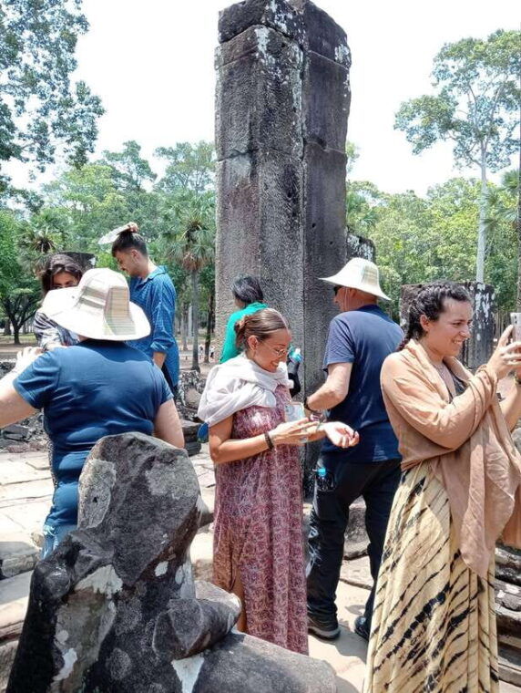 siem-reap-small-group-tour-1-day-at-angkor-wat