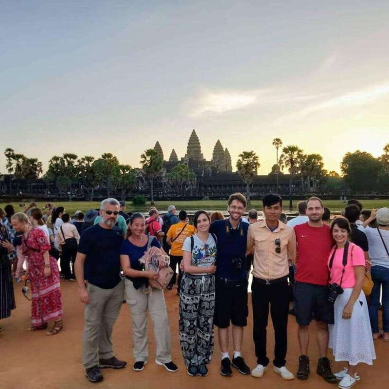 siem-reap-small-group-tour-1-day-at-angkor-with-sunrise