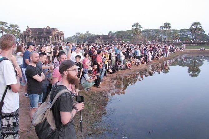 Siem Reap Sunrise Small-Group Tour of Angkor Wat - Who Should Consider This Tour?
