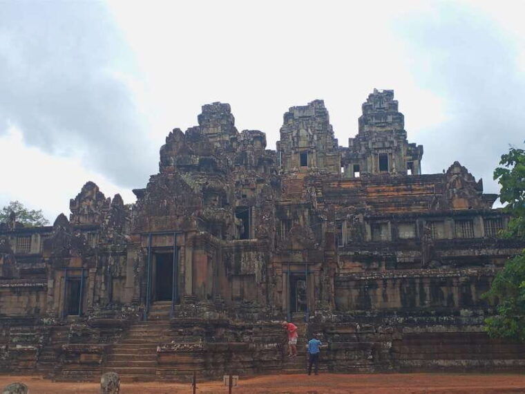 siem-reap-ta-keo-ta-nei-and-bat-chum-temples-tour