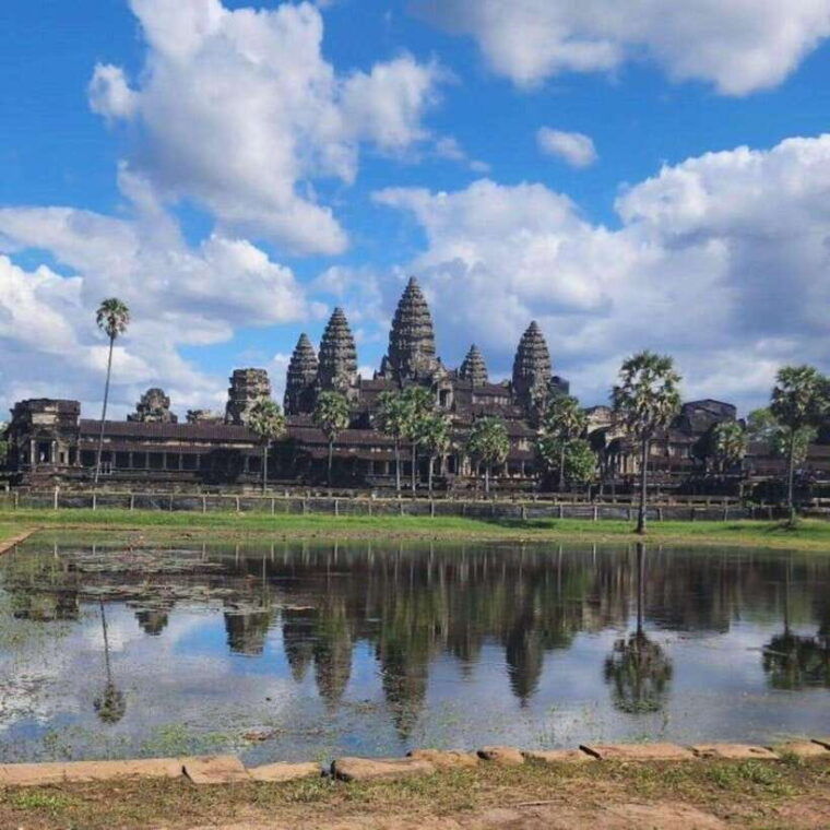 siem-reap-visit-angkor-1-day-with-portuguese-speaking-guide