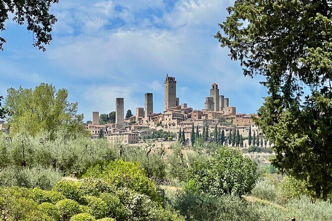 Siena and San Gimignano Tour from Florence - The Experience of a Private Transport