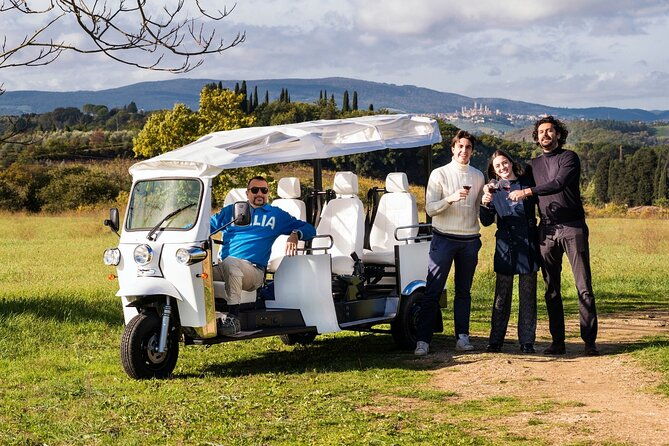 siena-e-tuk-tuk-panoramic-aperitivo-with-local-snacks