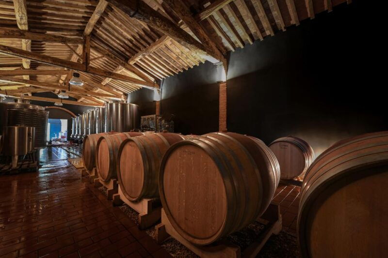 siena-organic-winery-tour-and-wine-tasting