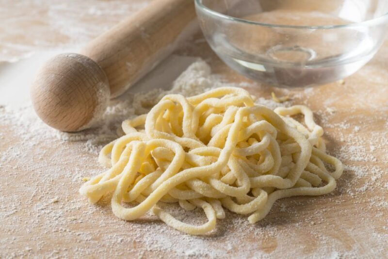 siena-pasta-and-tiramisu-class-at-a-locals-home