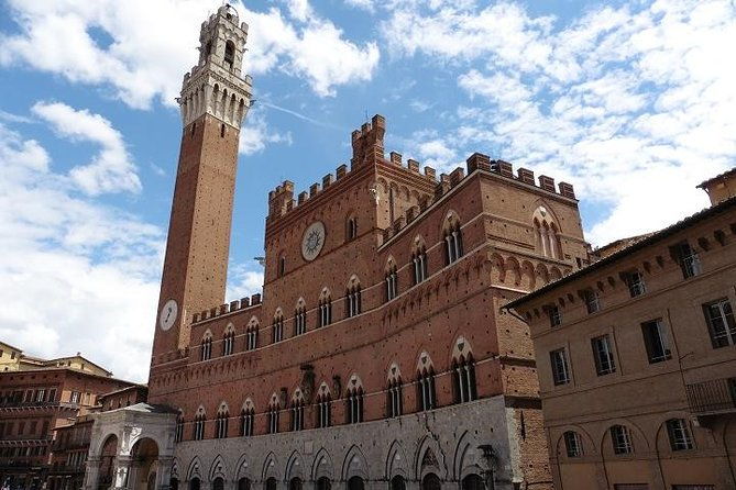 siena-san-gimignano-and-chianti-wine-small-group-from-viareggio