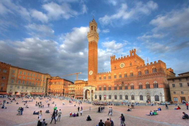 siena-san-gimignano-by-night-tour-with-dinner